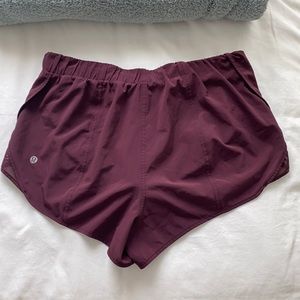 Women’s lululemon racer shorts